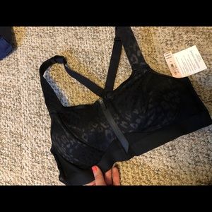 NWT 💕VS💕 Cheetah Zip-up Bra